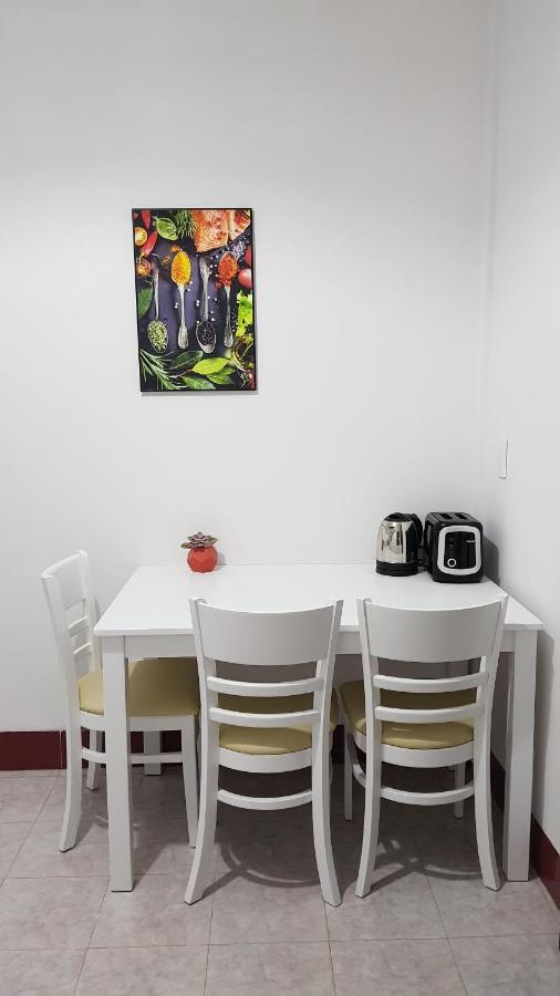 Chic Studio Homestay Хюэ Экстерьер фото